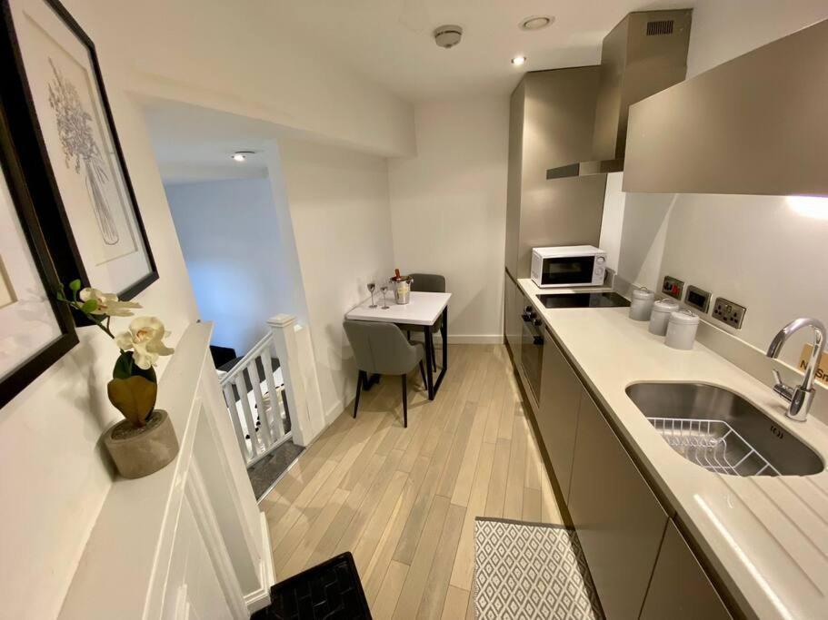Victoria Street Apartment Sleeps 2 Liverpool Kültér fotó